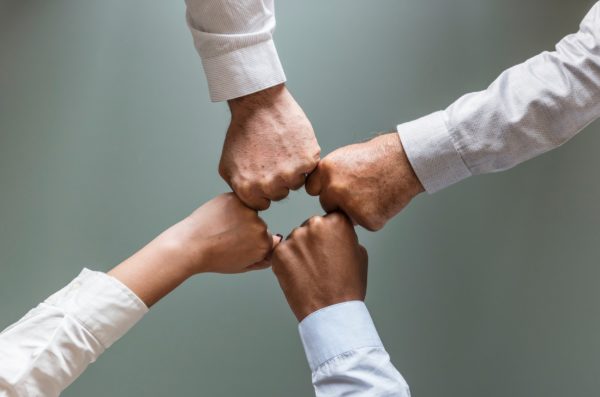 3 причины, почему не стоит открывать бизнес с друзьями